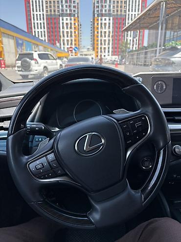 es 250: Lexus ES: 2021 г., 2.5 л, Автомат — 5