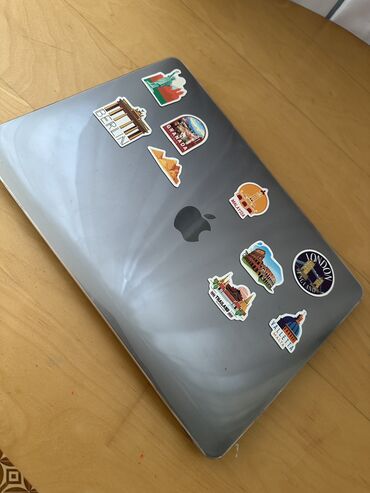 işlənmiş nodbuklar: İşlənmiş Apple MacBook, 13.3 ", Apple M1, 256 GB