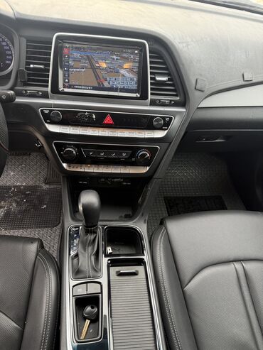 Hyundai: Hyundai Sonata: 2022 г., 2 л, Автомат, Газ, Седан — 7
