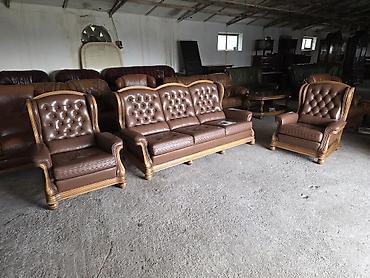 Stilske garniture: Kožni set za dnevni boravak – klasičan stil - Komplet: trosed + 2 — 7