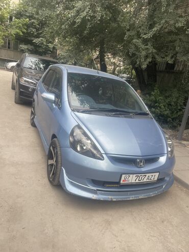 корпус термостата гольф 3 1.6: Honda Fit: 2003 г., 1.3 л, Автоматтык, Бензин, Хетчбек