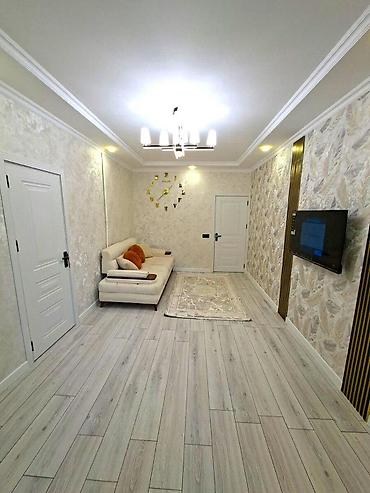 Bakı, Bakıxanov qəs., 3 otaqlı, Köhnə tikili, 65 kv. m