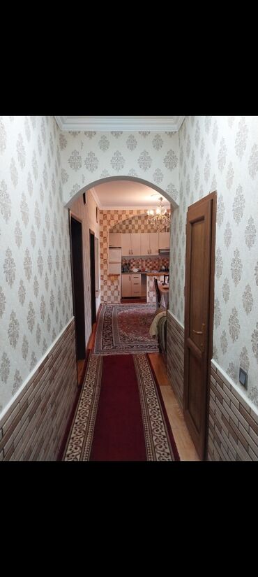 Həyət evləri və villaların satışı: Bakıxanov qəs. 3 otaqlı, 110 kv. m, Kredit yoxdur, Orta təmir — 4