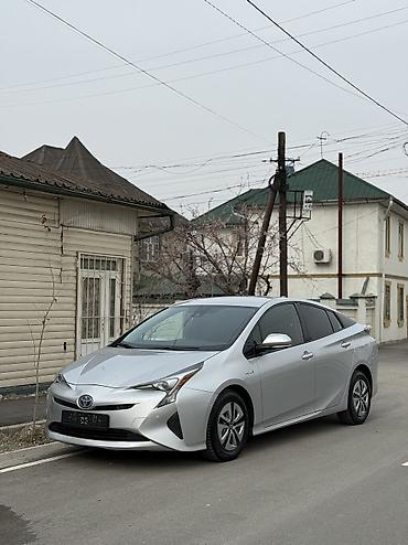 Toyota: Toyota Prius: 2018 г., 1.8 л, Вариатор, Гибрид, Лифтбек — 5