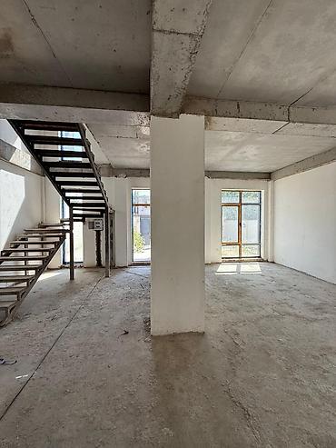 Продажа таунхаусов: ❗️ Продается таунхаус 🏠 Площадь: 177 м2, 2 этажа 📍Медерова/Малдыбаева — 4