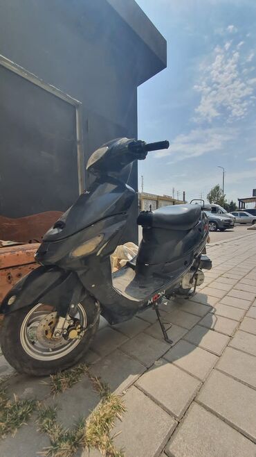 moped kiraye: Mondial - Moon, 50 см3, 2022 год, 21000 км, Первый взнос: Нет