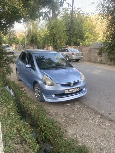 Honda: Honda Fit: 2002 г., 1.3 л, Вариатор, Бензиновая, Хэтчбэк — 11
