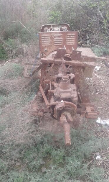 Digər biznes avadanlığı: Sənaye tipli köhnə elektrik generatoru və idarəetmə paneli dəsti - — 8