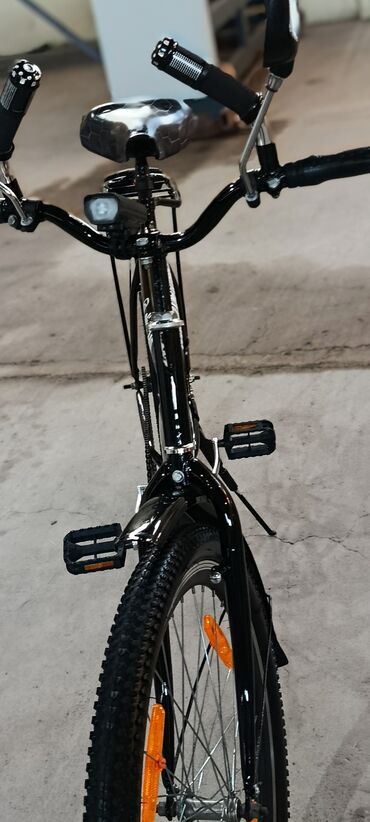 Şəhər velosipedləri: Salam Velosibet bilən bilir sadə velosibetdir bu Məndə 6ildiki var — 3