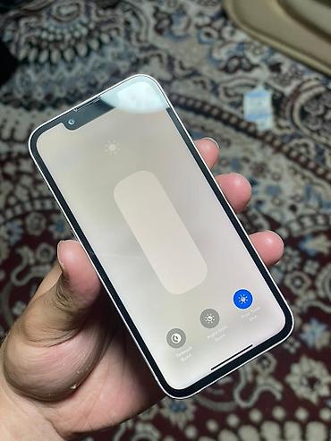 Apple iPhone: IPhone 13 mini, Новый, 128 ГБ, Старлайт, Чехол, 70 % — 7