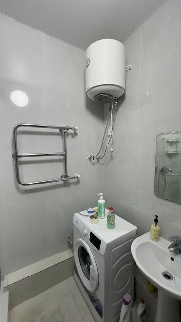 Долгосрочная аренда квартир: 3 комнаты, Риэлтор, Без подселения, С мебелью полностью — 15