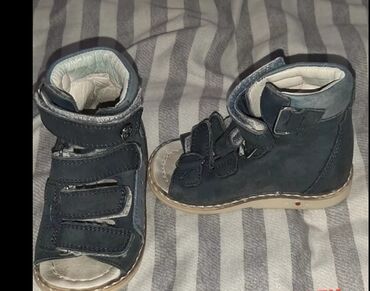 Детская обувь: Ортопедические сандали с жёстким металлическим задником. Состояние 4