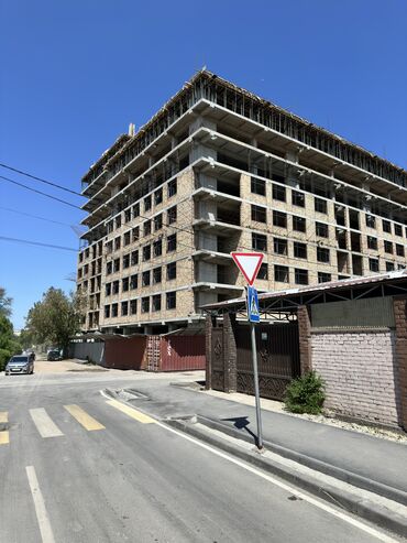 абая 40: 1 комната, 43 м², Элитка, 6 этаж, ПСО (под самоотделку)