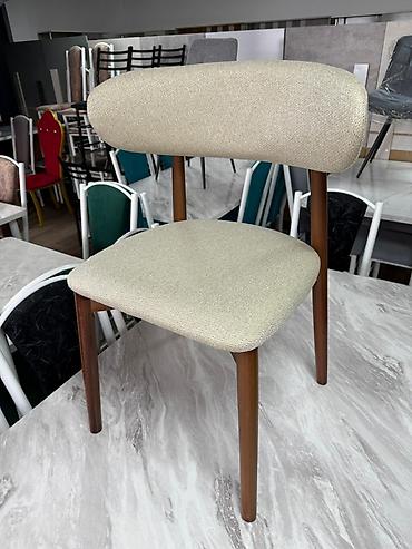 Кухонные столы: Обеденные столы с глянцевой столешницей - Прямоугольная форма — 16