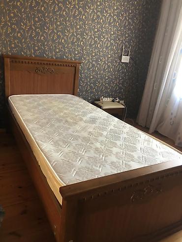 taxta satilir: Çarpayı 2 ededdi . Çox səliqəli istifadə olunub materialı çox — 1