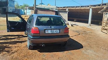 golf b4: Volkswagen Golf: 1992 г., 1.8 л, Механика, Бензин, Хэтчбэк — 5