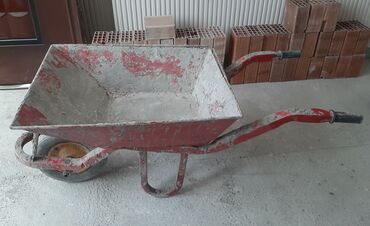 Digər tikinti materialları: Svarkali yük arabasi. ünvan Yasamal rayonu German hospitalin yani