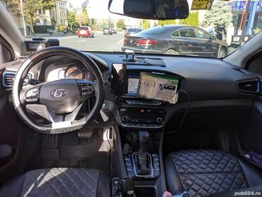 Transport: Hyundai Ioniq: 1.6 l | 2017 year Limousine
