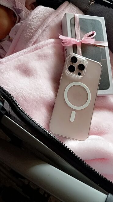 Apple iPhone: IPhone 16 Pro Max, Rose Gold, Barmaq izi, Simsiz şarj, Face ID