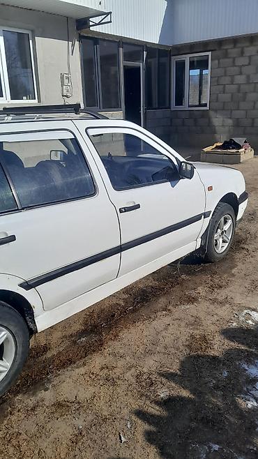 Volkswagen: Volkswagen Golf: 1994 г., 1.8 л, Механика, Бензин, Универсал — 3