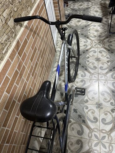 Şəhər velosipedləri: Şəhər velosipedi Stels, 28", sürətlərin sayı: 1 — 9