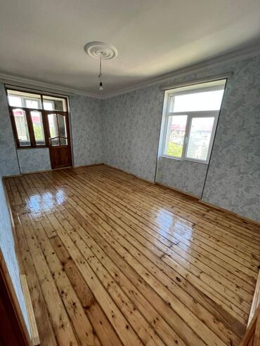 sumqayıt əmlak bazarı: Sumqayıt şəhər, 2-ci mikrorayon, 1 otaqlı mənzil kirayə verilir. Bu və