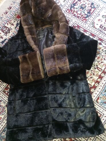 Digər üst geyimləri: Kişi üçün köynək təzədi M raz.10man.qadın üçün manto 48 raz.25 — 4