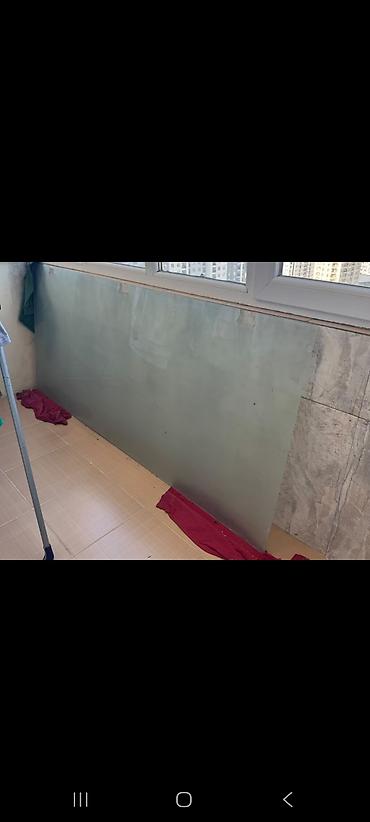 Arakəsmə qapılar: Mat şüşə qapı – hamam/duş otağı və ya ofis üçün iki terfli yan hisse — 2