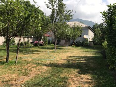 Bağ evlərinin kirayəsi: 6 kv. m, 3 otaqlı, Hovuzsuz