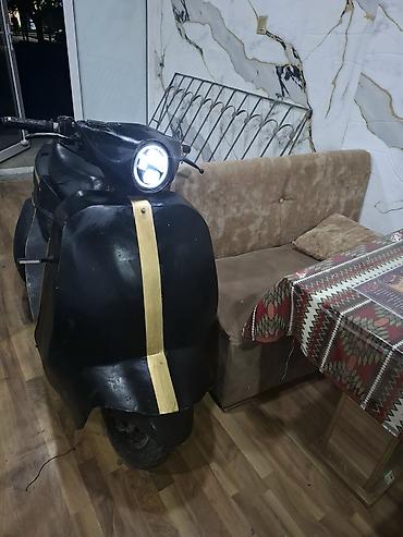 klas: Şəhər içi gediş-gəliş üçün kompakt elektrik skuter - Gövdə: qara — 3