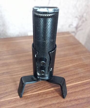 Mikrofonlar: Продается 2e Gaming микрофон б/у, работает без проблем. Подробности на