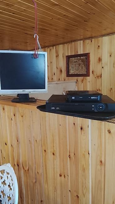 acer 5742: Acer LCD monitor + KSTV1 rəqəmsal TV qutusu və DVD/Media pleyer seti — 1