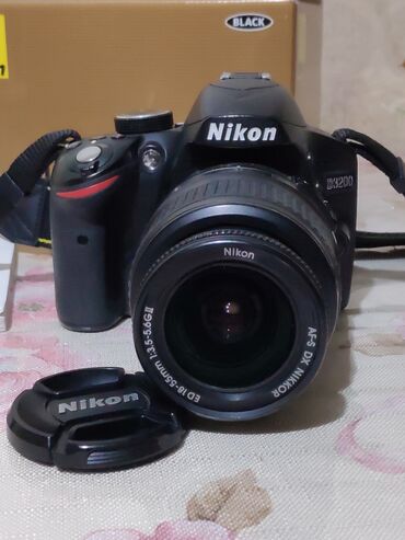 фотоаппарат nikon d80: Продаю зеркальный фотоаппарат Nikon D3200 в идеальном состоянии.В