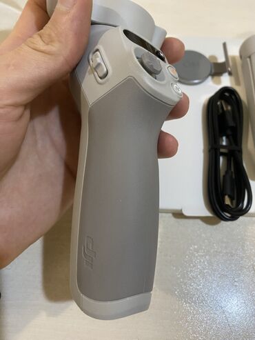 Telefon üçün stabilizatorlar: DJI Osmo Mobile SE – smartfonlar üçün 3 oxlu stabilizator — 9