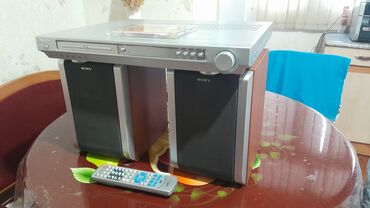 Микрофоны: Məhsul: Ev kinoteatrı/DVD⁰ oynadıcı + akustika komplekti