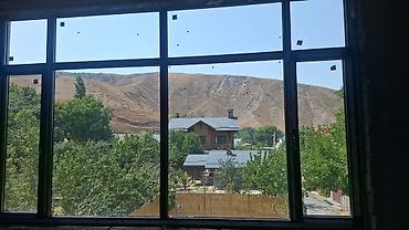 Продажа коттеджей и домов: Продаётся коттедж, рядом с резиденцией Чон Арык. 3 сан узла высота — 9