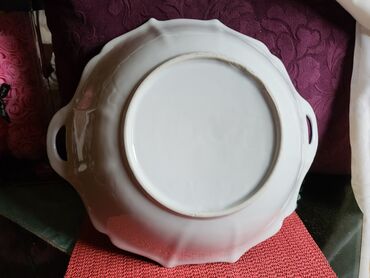 Činije: Cinija nova velika porcelanska iz 80ih. Visina. 7,5cm. Precnik — 11