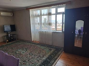 panel evler: Salam evə 2 xanım tələb olunur bir xanım qalır evdə əlavə 2 xanımda — 1