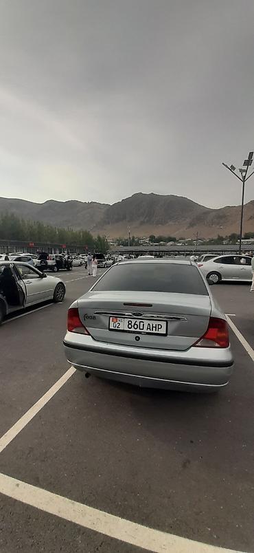 221 mercedes: Ford Focus: 2002 г., Механика, Бензин — 4