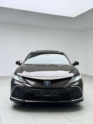 tayota progres: Toyota Camry: 2022 г., 2.5 л, Автомат, Гибрид, Седан — 2