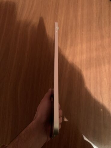 Apple iPad: İşlənmiş Apple iPad 10 (2022), 10,9", 64 GB, Ünvandan götürmə — 5