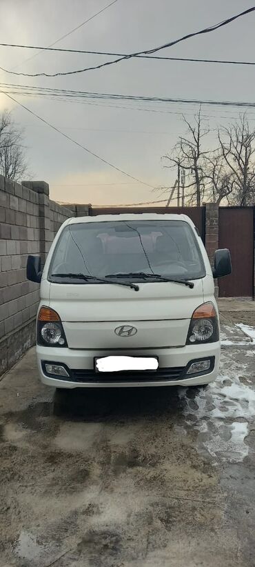 продаю или меняю на грузовой: Легкий грузовик, Hyundai, Стандарт, 2 т, Б/у