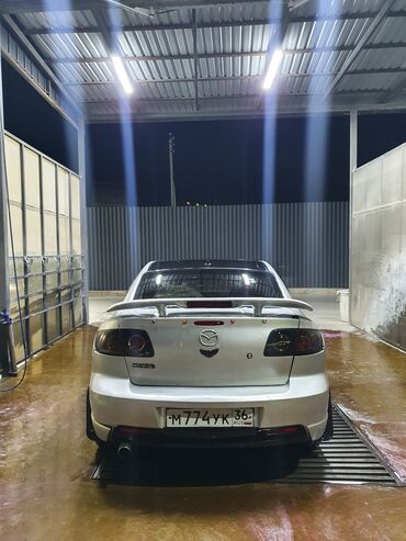 авто соболь: Mazda 3: 2005 г., 2 л, Механика, Бензин, Седан