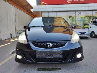 автомобили в рассрочку без первоначального взноса: Honda Jazz: 2008 г., 1.4 л, Вариатор, Бензин, Хетчбек
