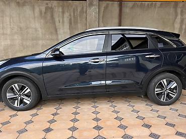 niro: Kia Niro: 2017 г., 1.6 л, Автомат, Гибрид, Кроссовер — 2