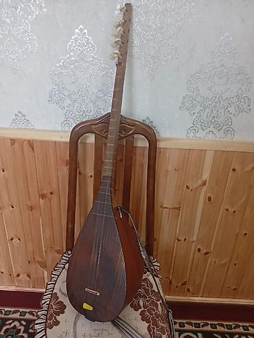 nerd oyunu yukle: Elektro saz – qolu uzun, armud formalı gövdəli, taxta korpuslu milli — 9