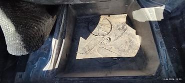 Audi: Audi 100: 1990 г., Седан — 9