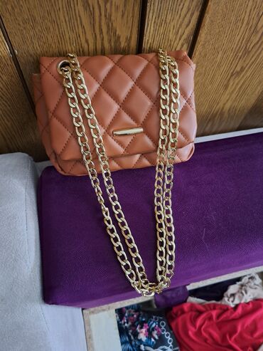 Handbags: Torbica potpuno nova, elegantna, prelepa