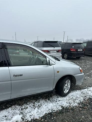 Toyota: Toyota Gaia: 2003 г., Минивэн — 7