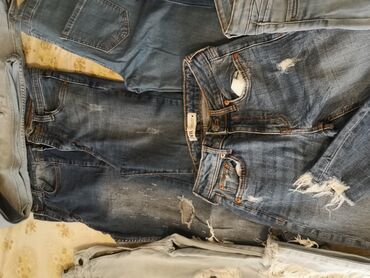 Pantalone: M, Visok struk, Ravne nogavice — 26